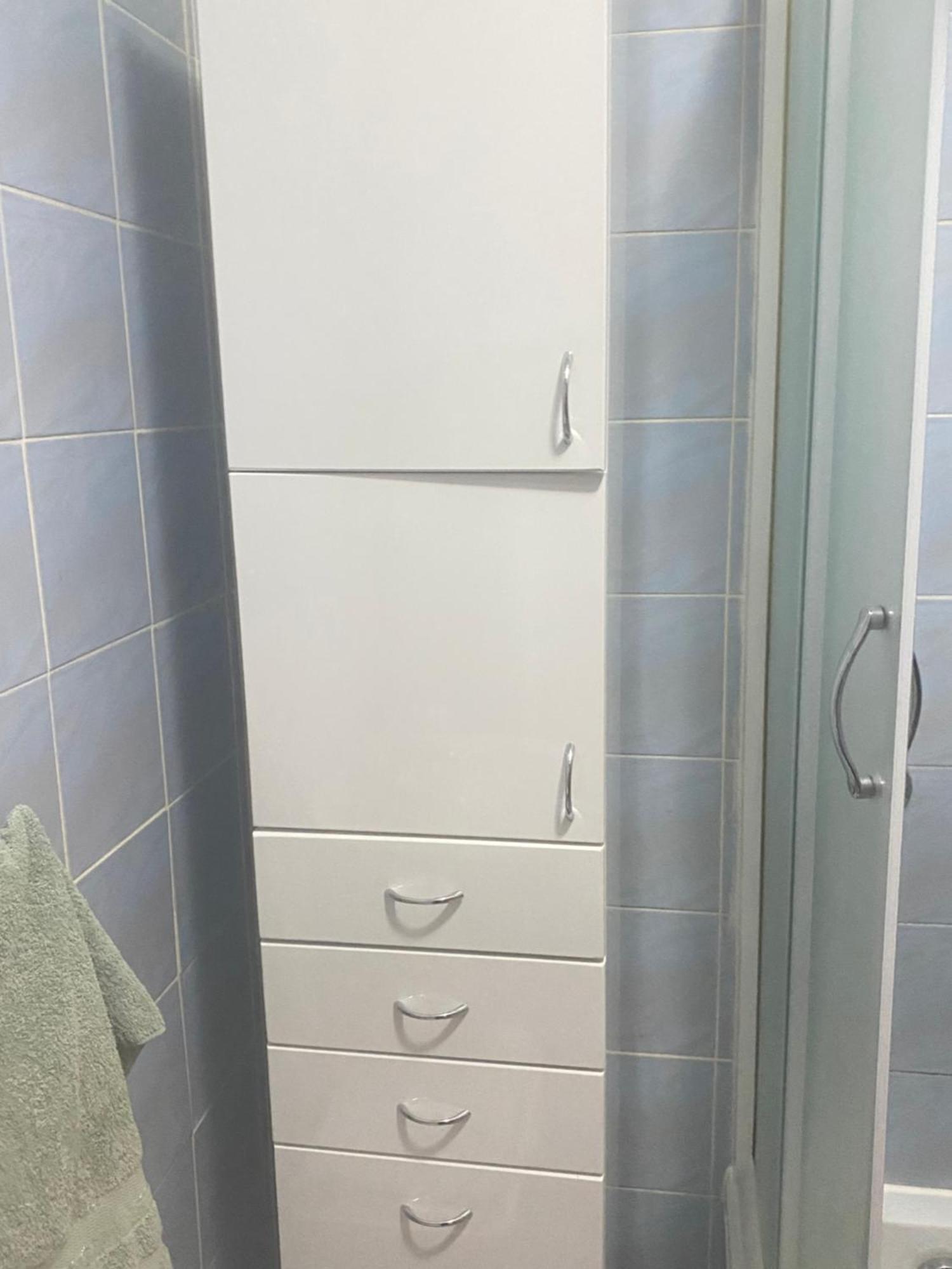Stan Blizu Izlaza Na Autoput Mali Mokri Lug Exterior photo